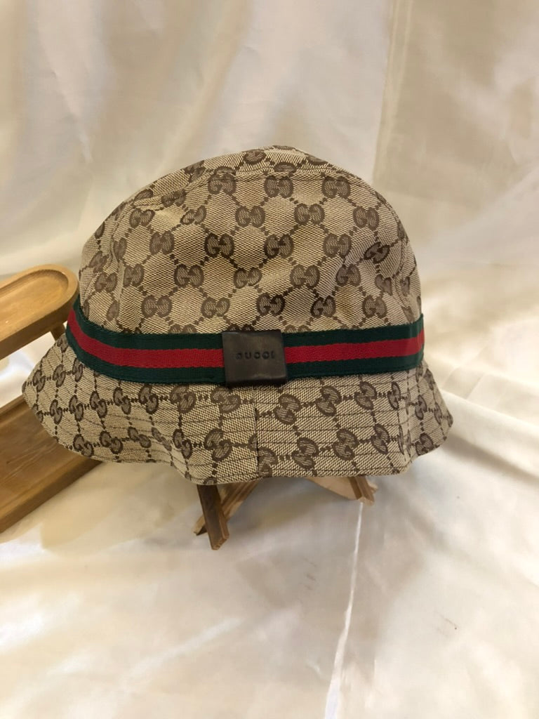 Gucci bucket hat