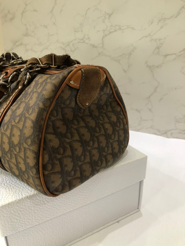 Dior monogram trotter heart lock shoulder bag
