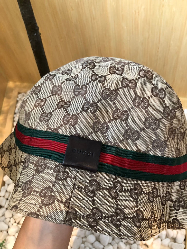 Gucci bucket hat