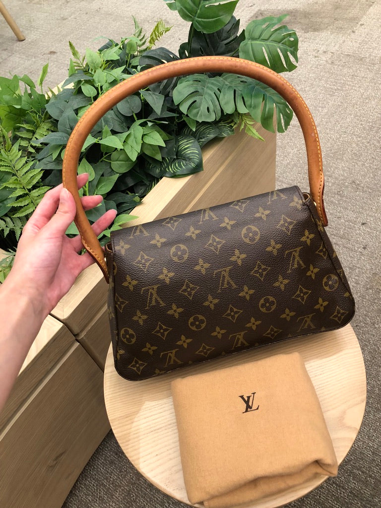 Louis Vuitton looping mini