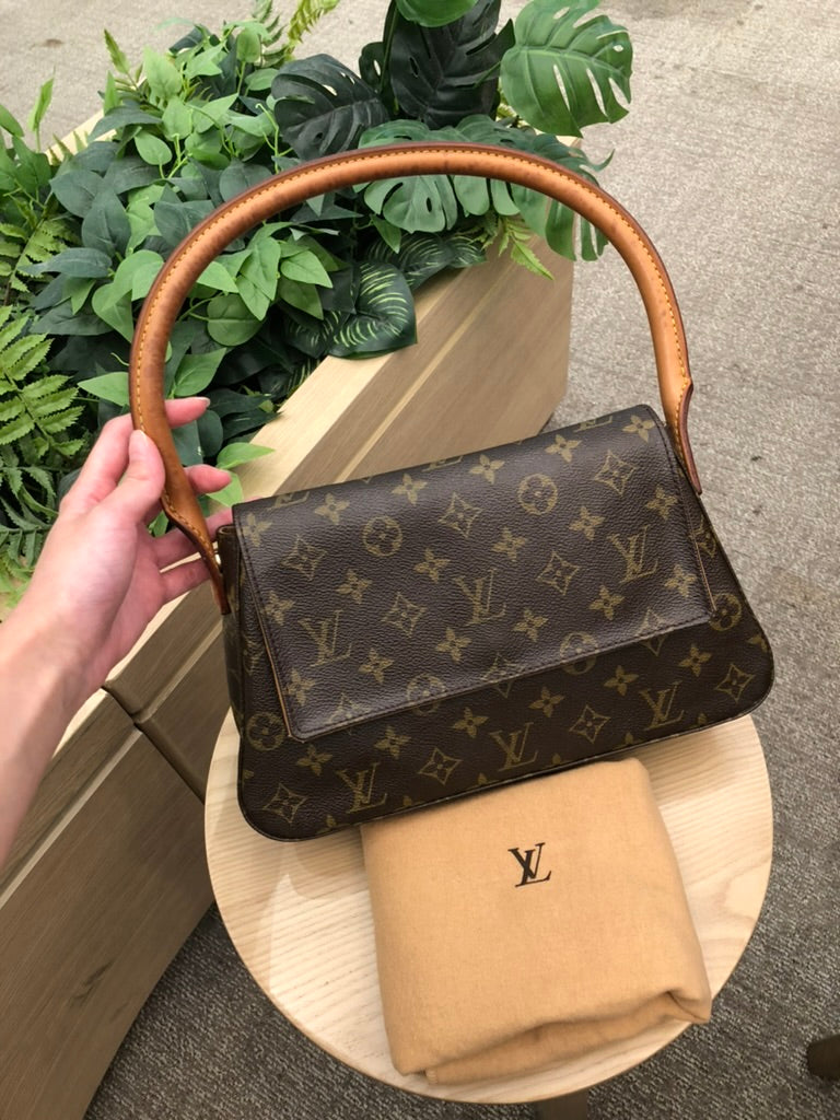 Louis Vuitton looping mini