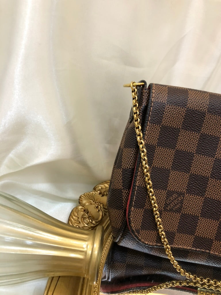 Louis Vuitton damier chain bag