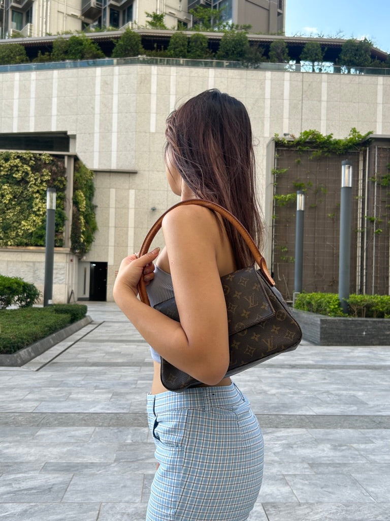 Louis Vuitton looping mini