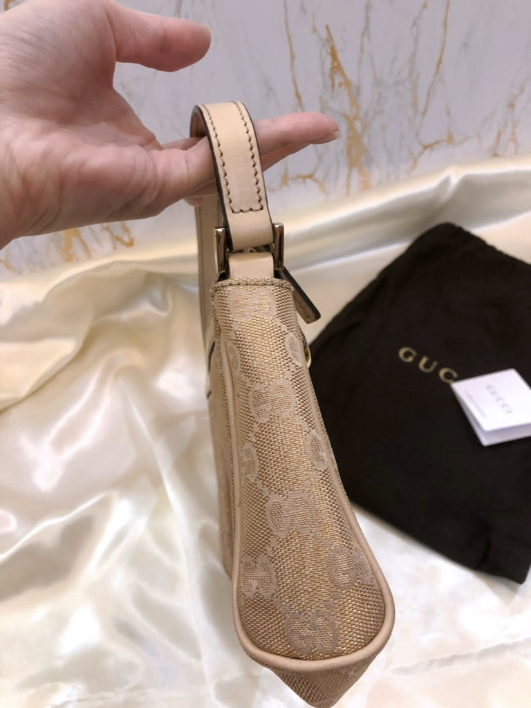 Gucci pink pochette