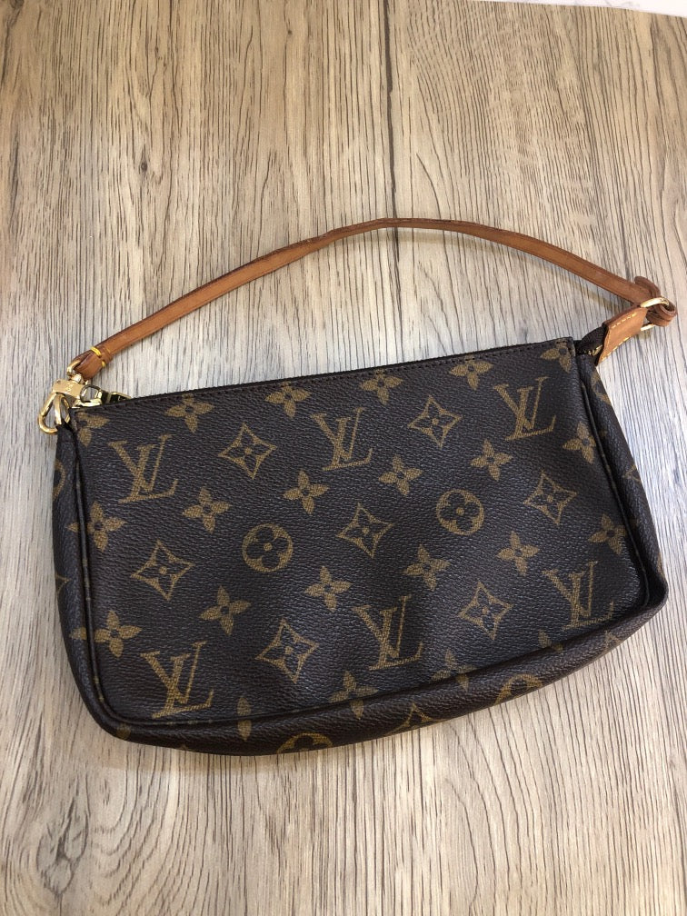 Louis Vuitton pochette