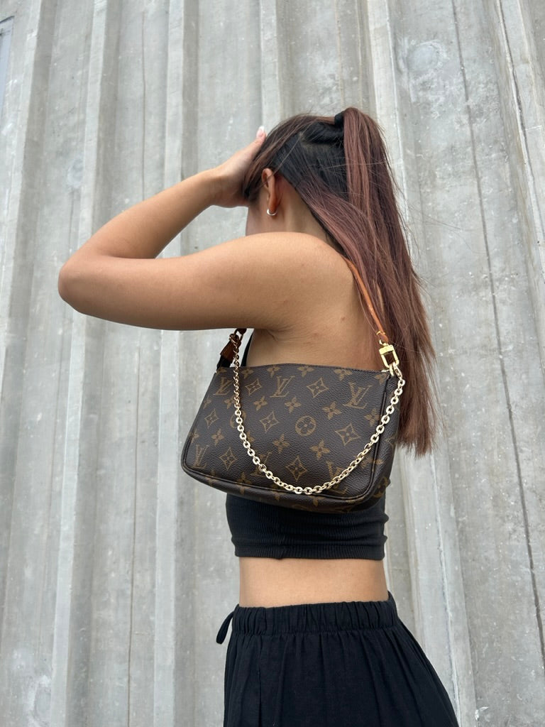 Louis Vuitton pochette