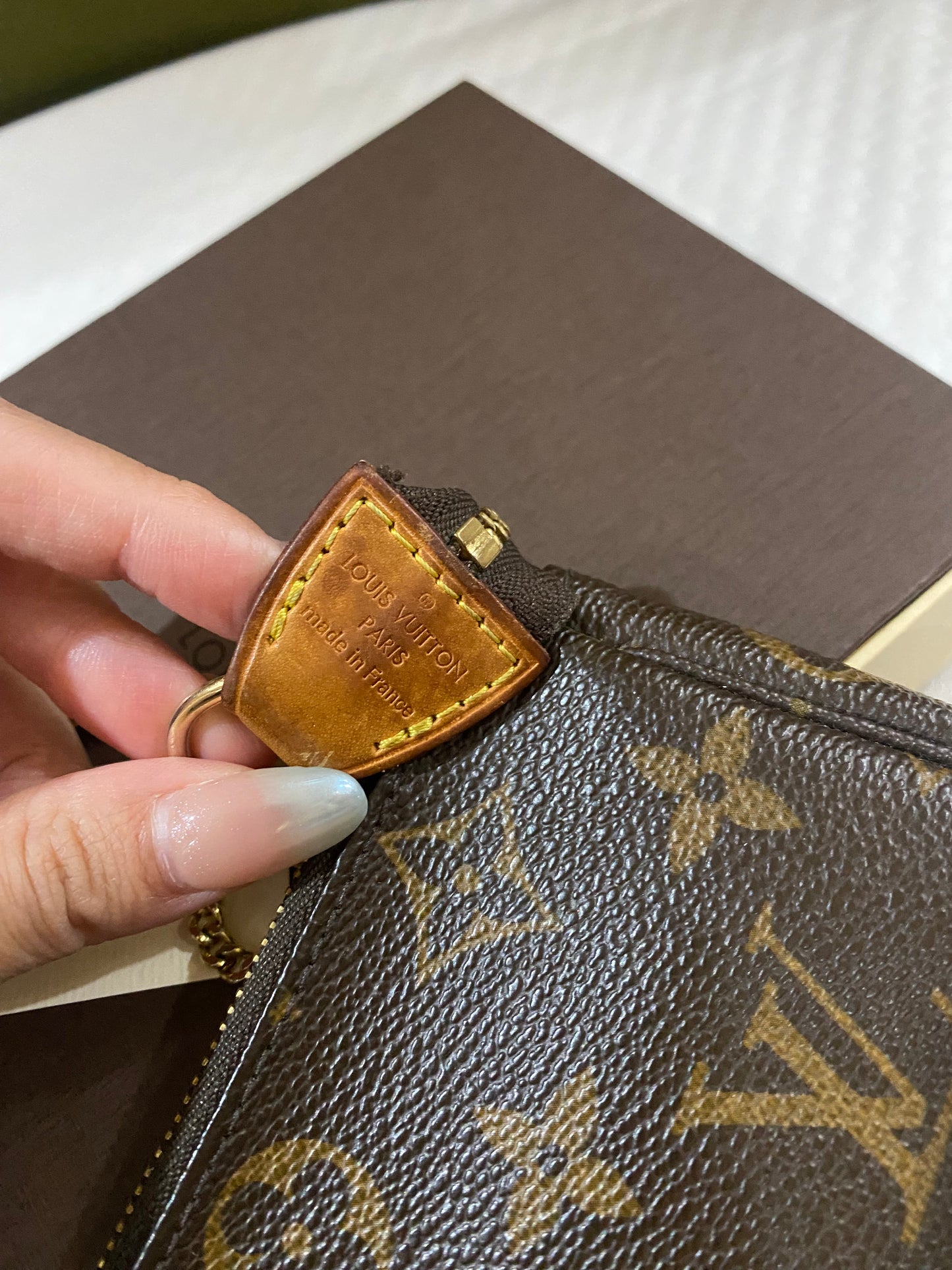 Louis Vuitton mini pochette