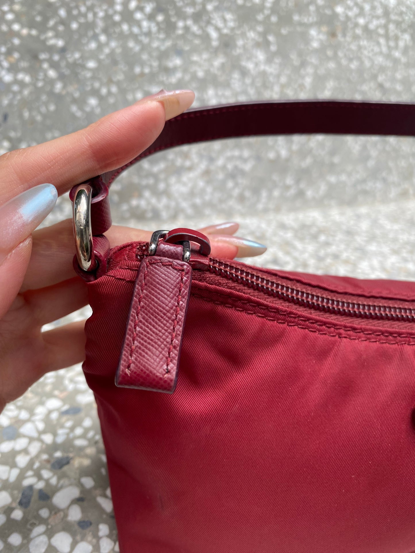 Prada tessudo mini pochette