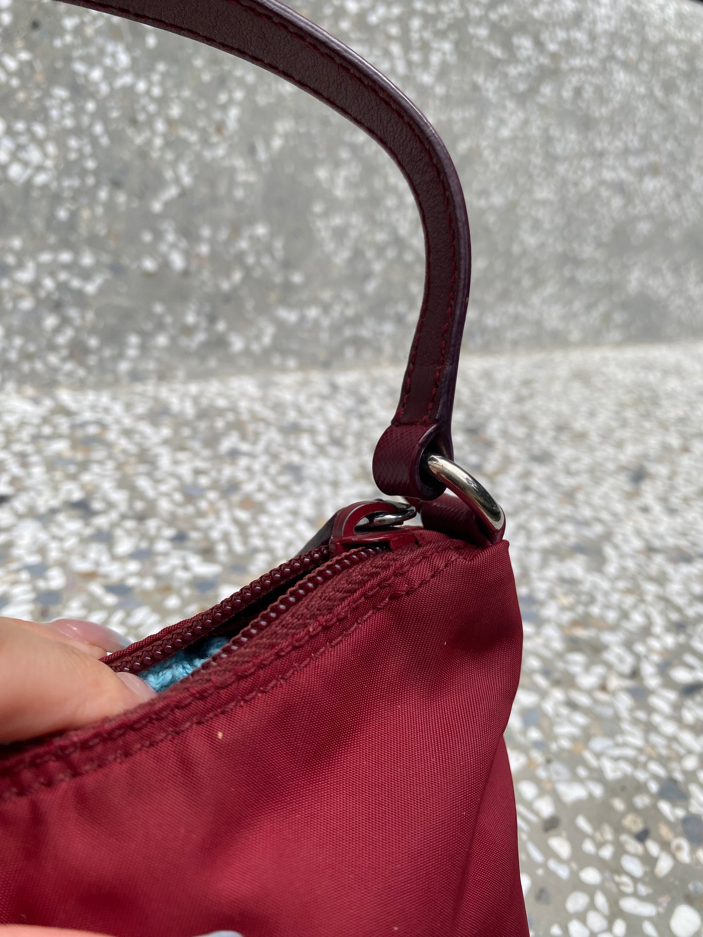 Prada tessudo mini pochette