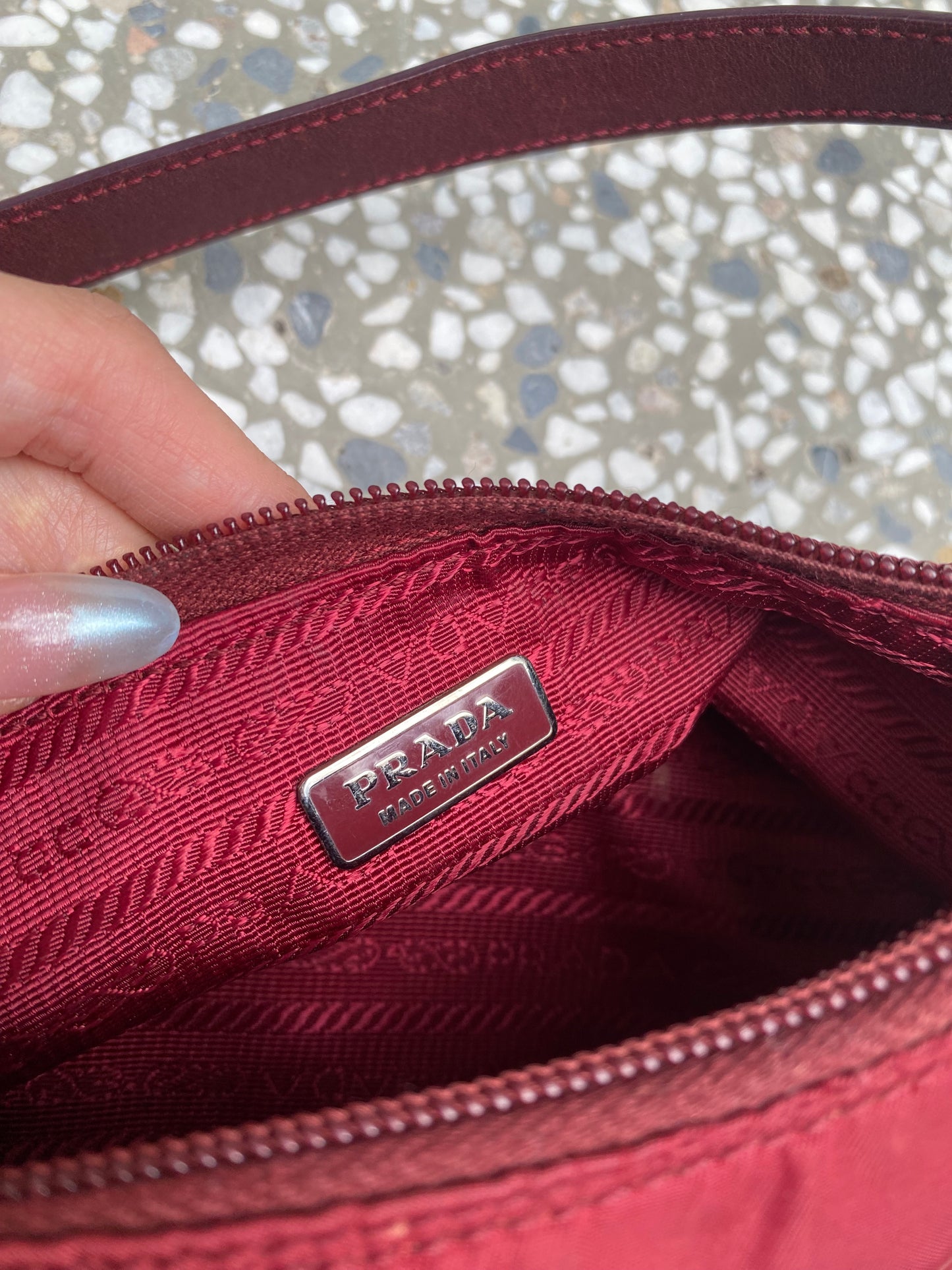 Prada tessudo mini pochette