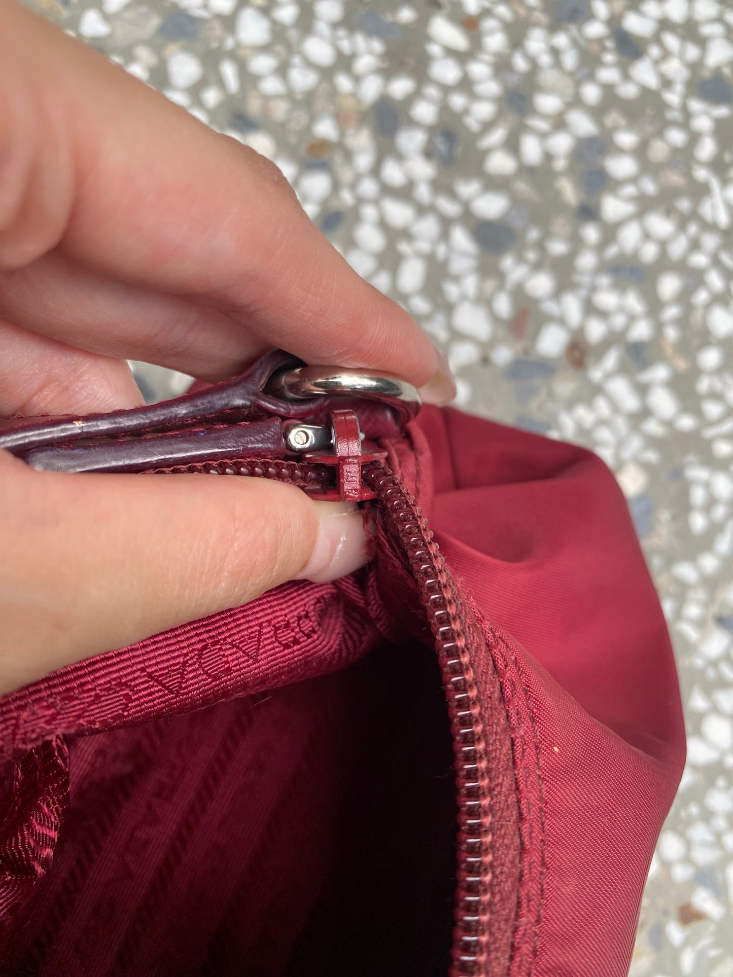 Prada tessudo mini pochette