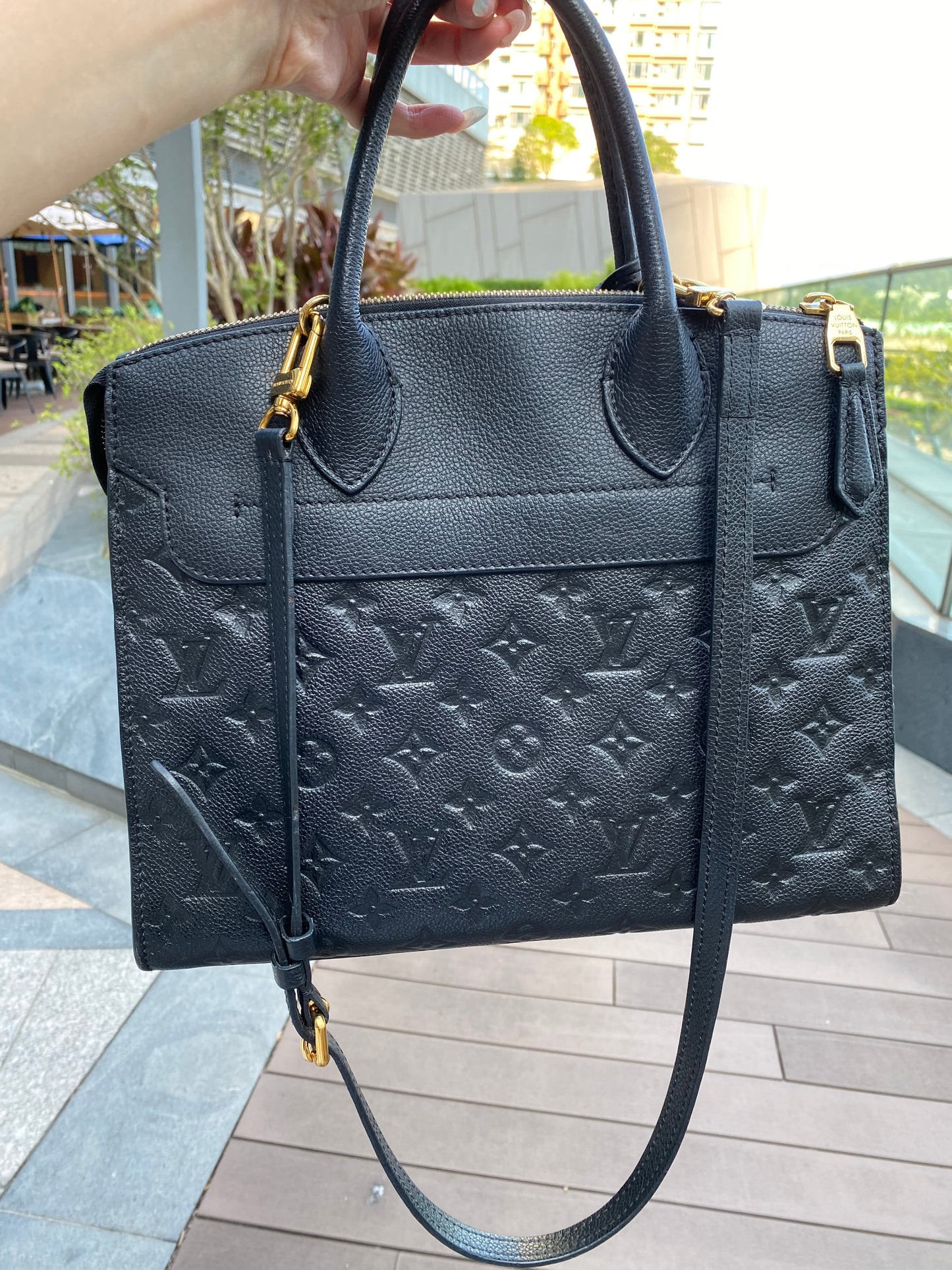 Louis Vuitton Navy Blue Leather Empreinte Monogram Pont-Neuf MM Shoulder Hand Bag