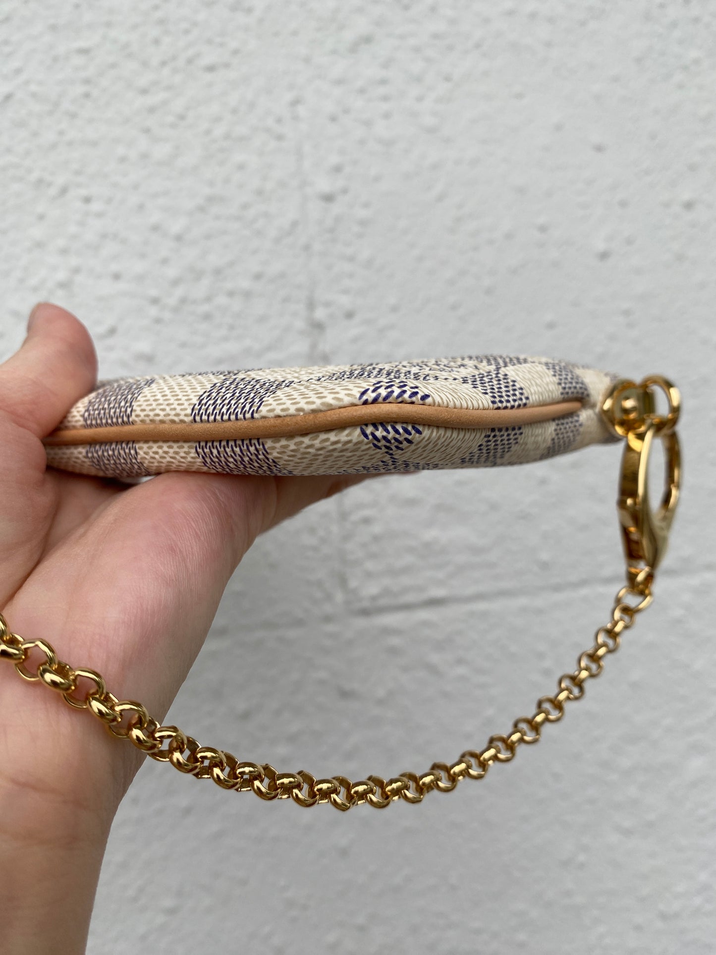 Louis Vuitton azur milla mm