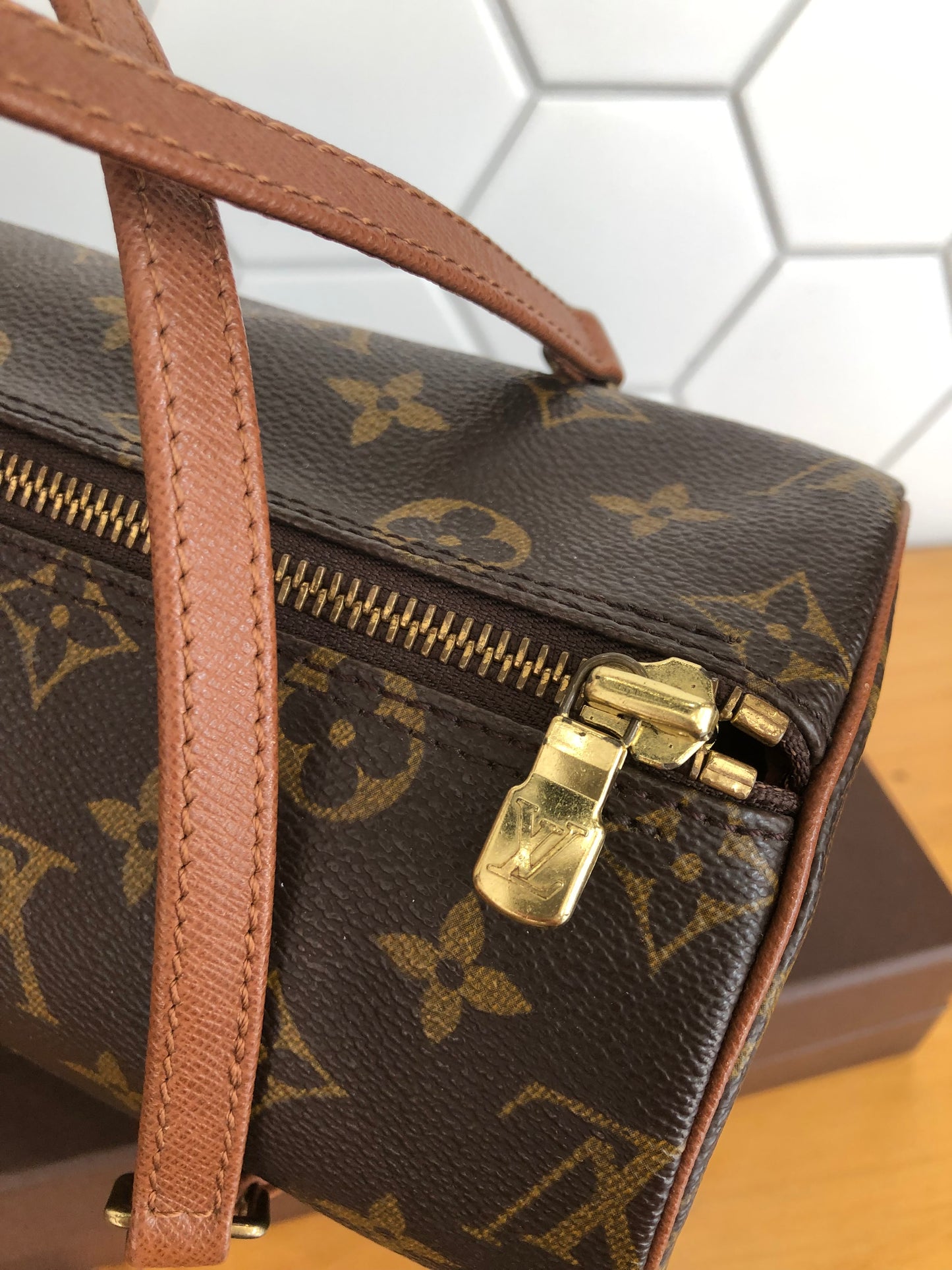 Louis Vuitton papillon 26