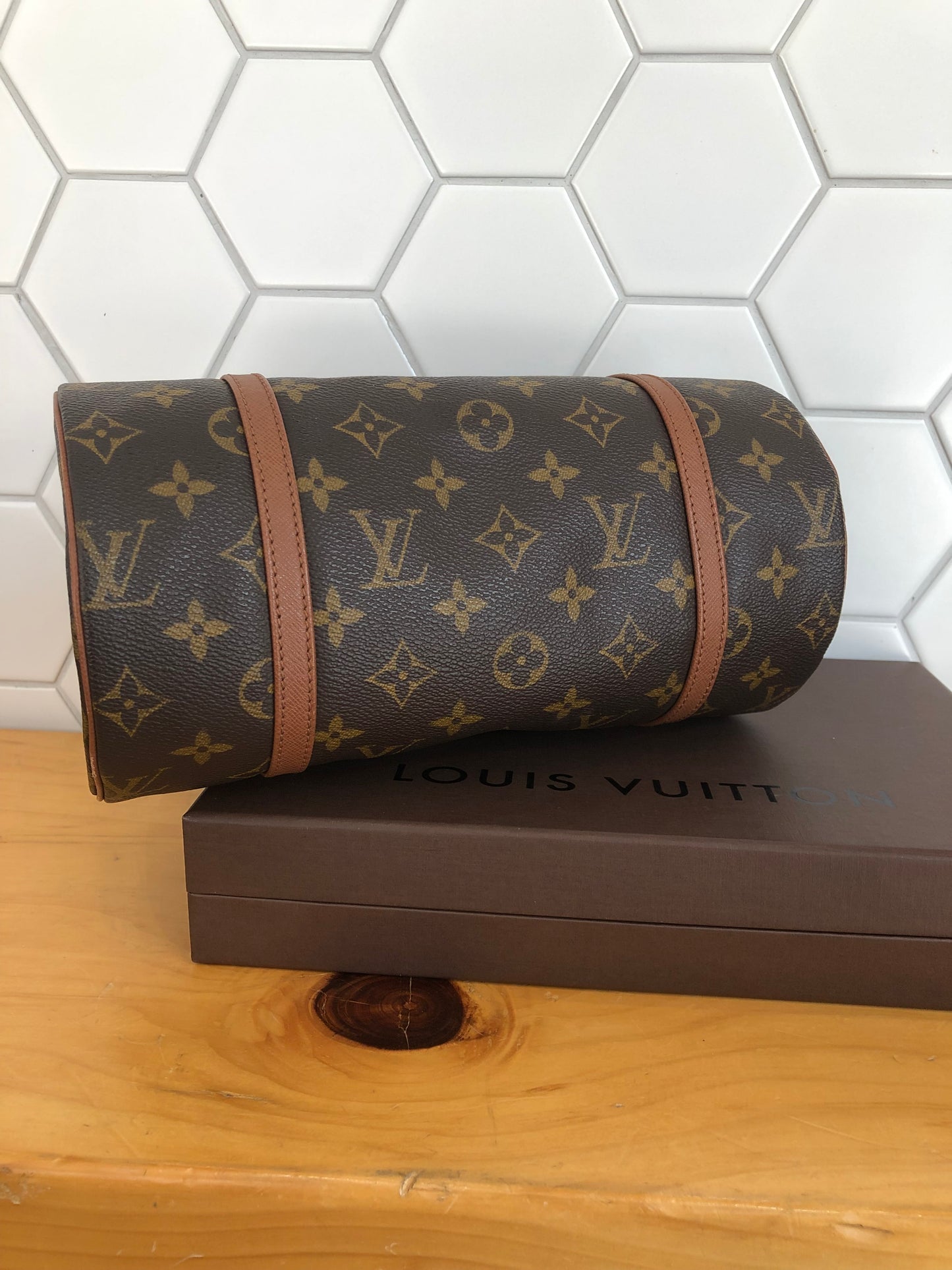 Louis Vuitton papillon 26