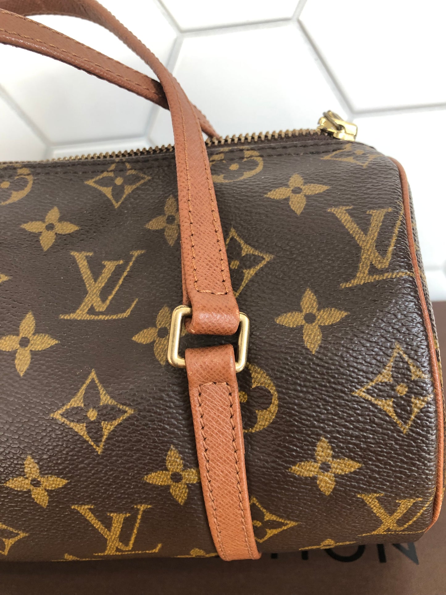 Louis Vuitton papillon 26