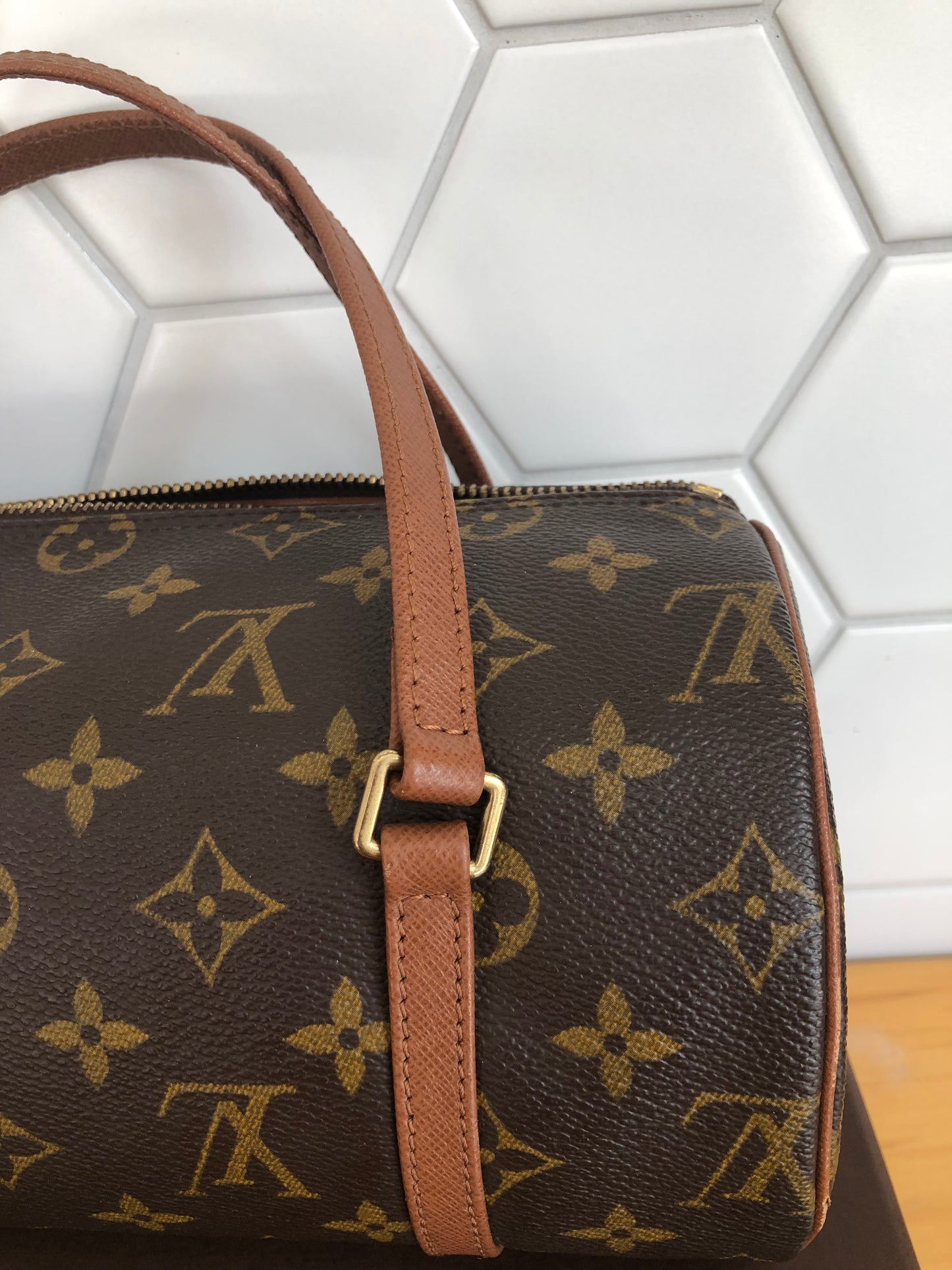 Louis Vuitton papillon 26