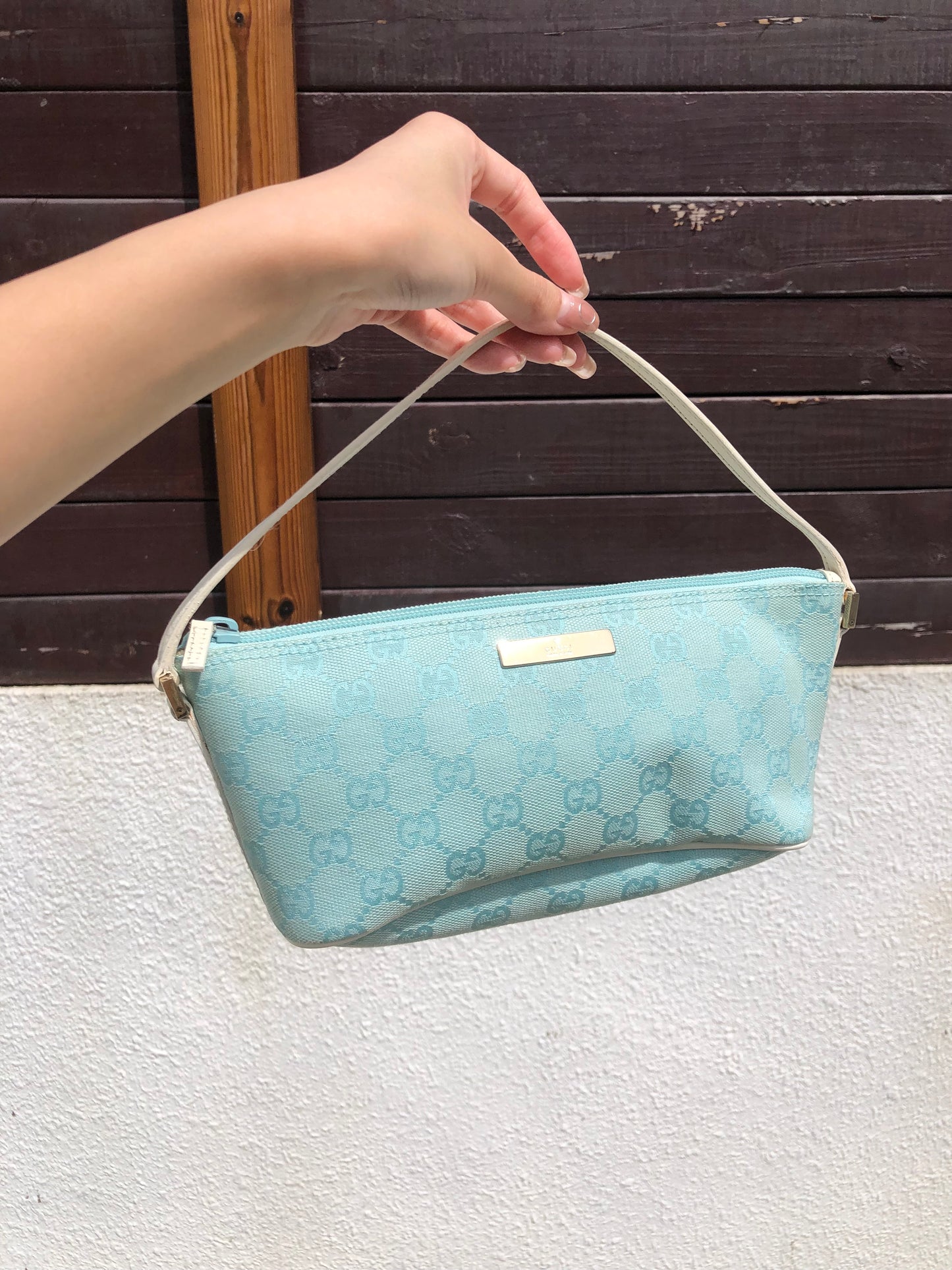 Gucci ice blue boat pochette