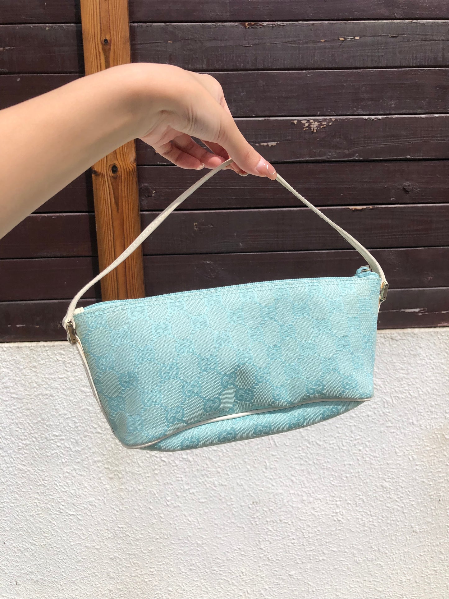 Gucci ice blue boat pochette