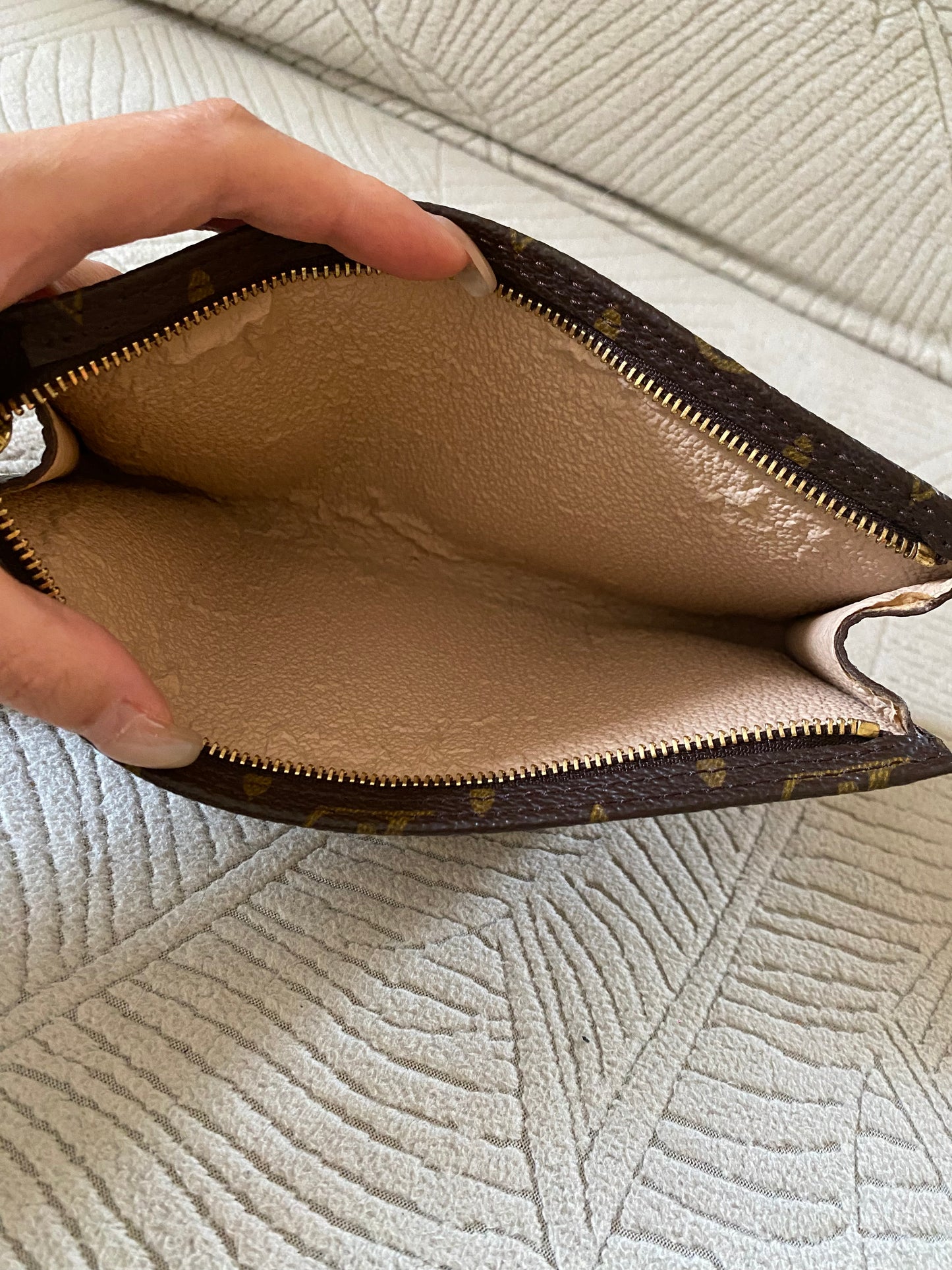 Louis Vuitton Mini Pouch Pochette