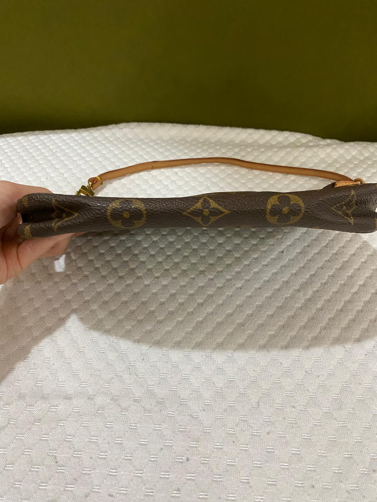 Louis Vuitton Monogram Pochette Accessories