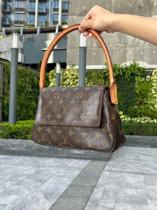 Louis Vuitton looping mini