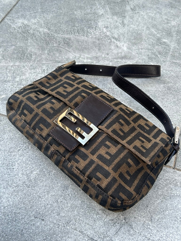 Fendi mamma baguette
