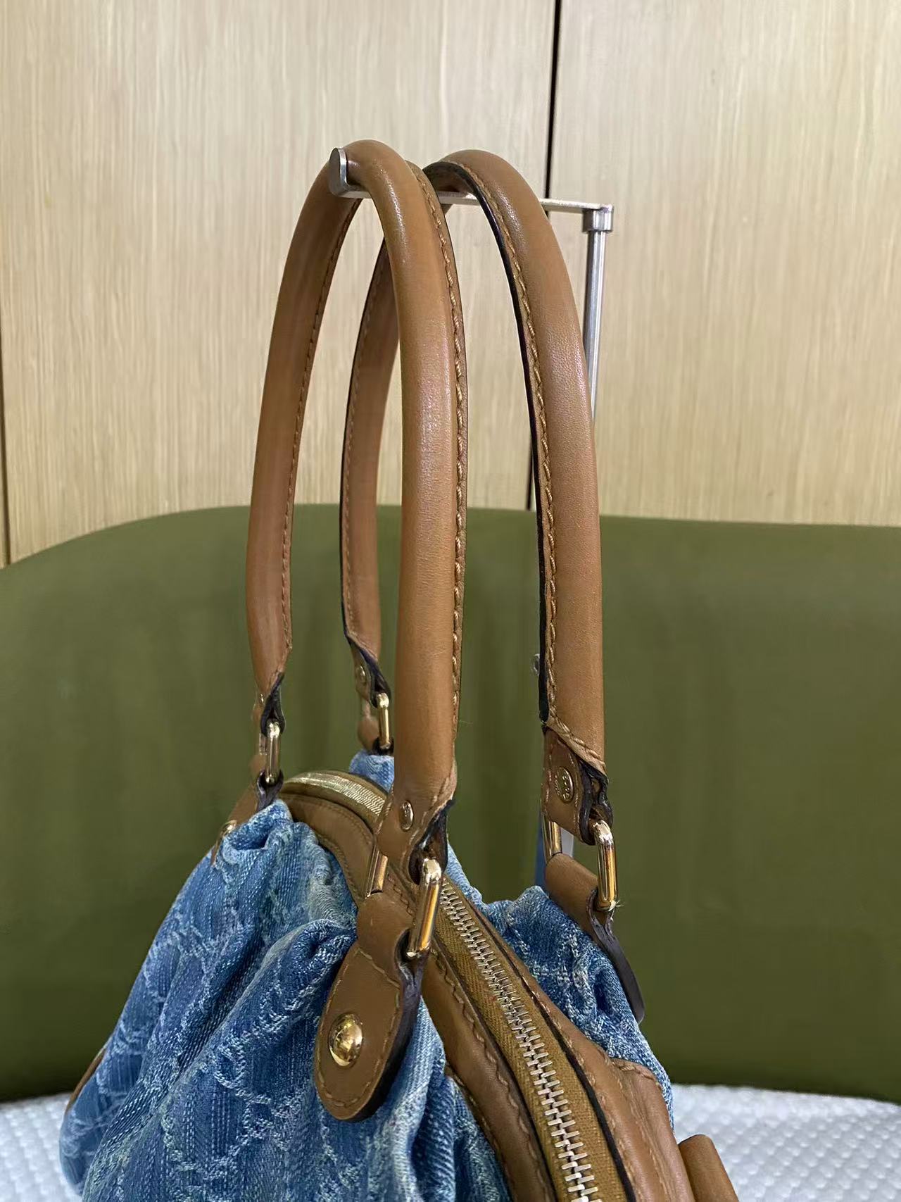 Gucci Denim GG Monogram Sukey Shoulder Tote Bag