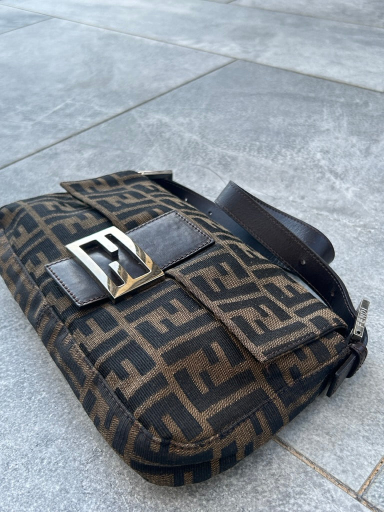 Fendi mamma baguette