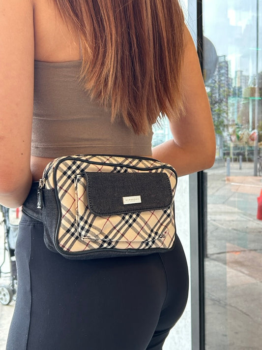 Burberry waist bag