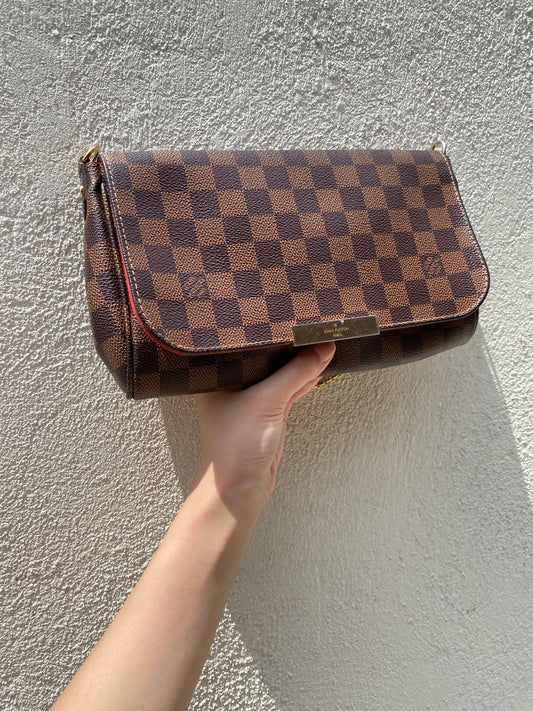 Louis Vuitton damier chain bag