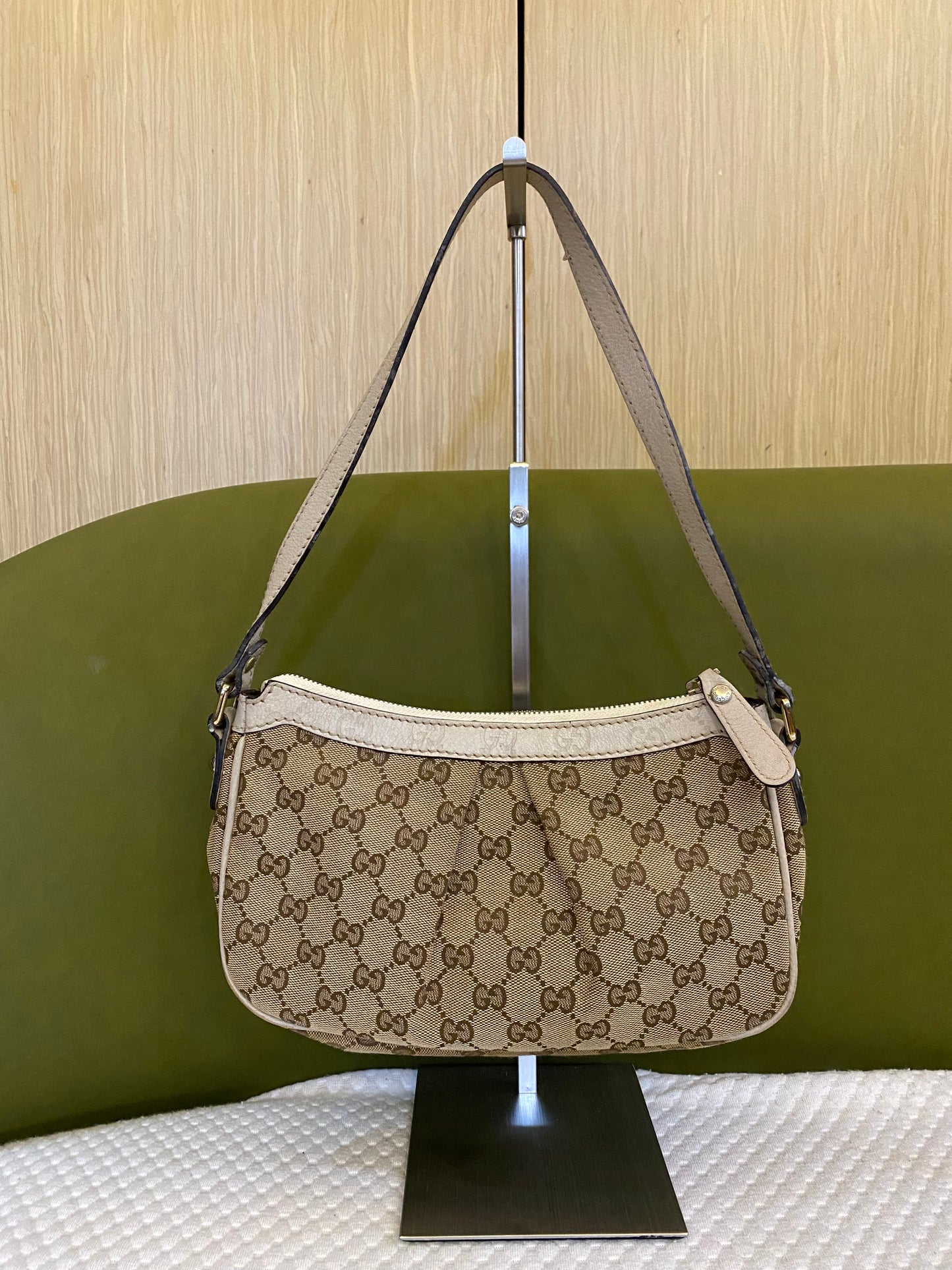 Gucci Sukey Monogram Mini Shoulder Bag in Cream/ Beige