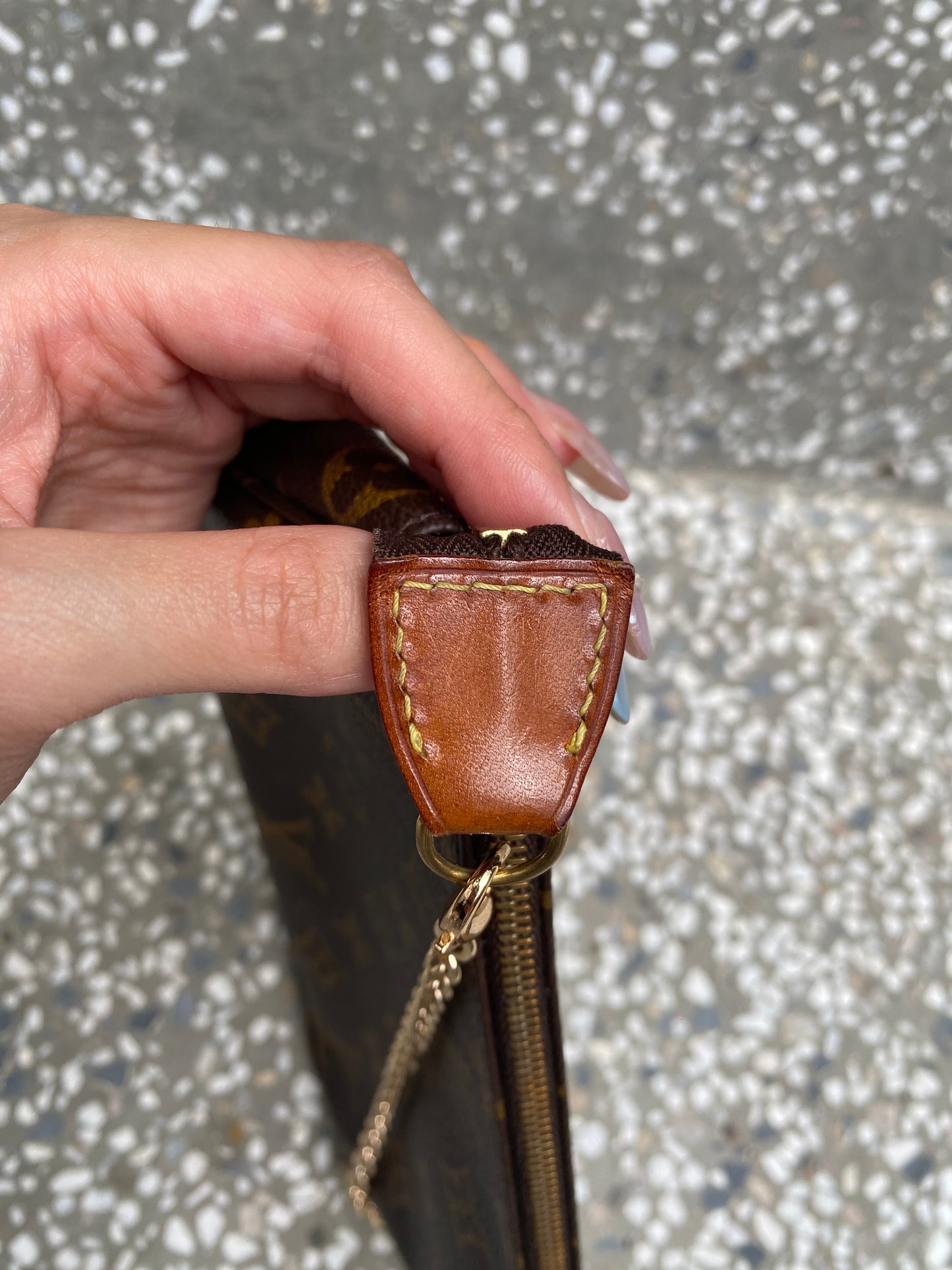 Louis Vuitton pochette