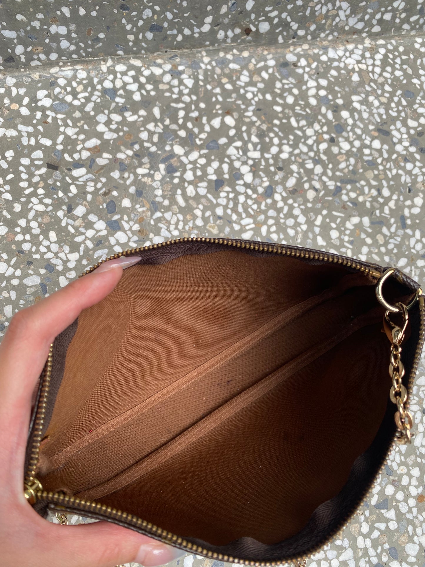 Louis Vuitton pochette