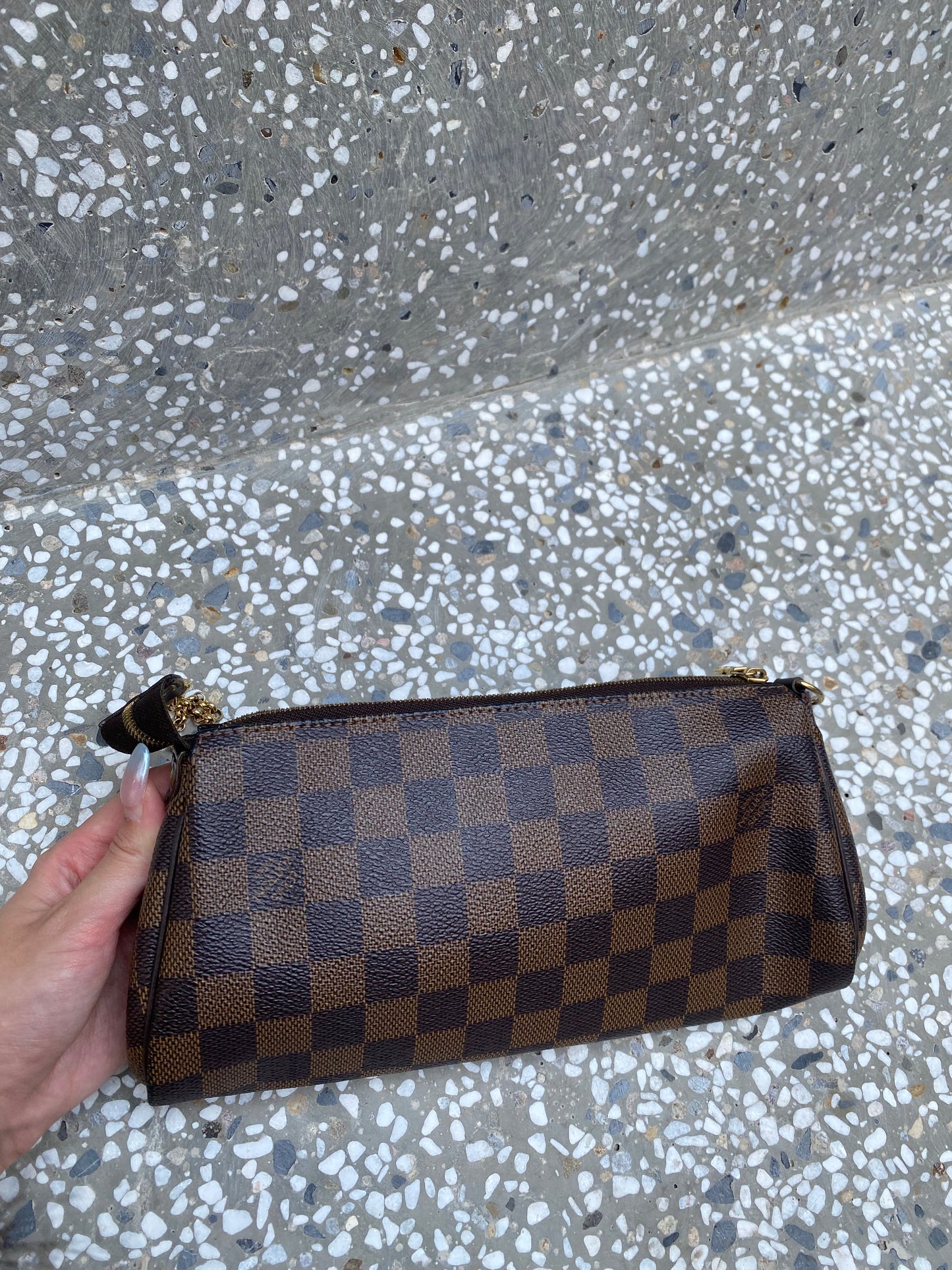 Louis Vuitton damier Eva bag