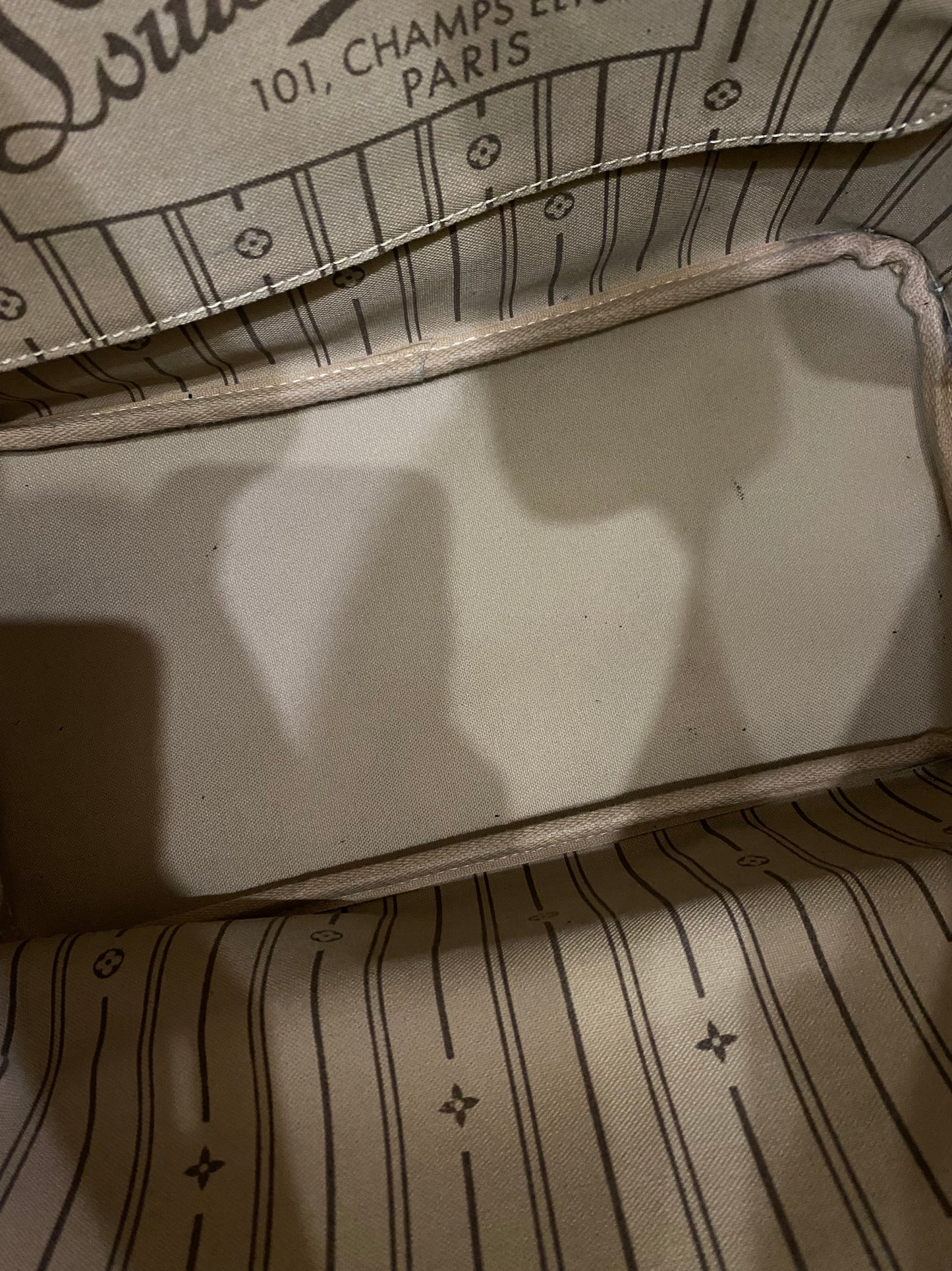 Louis Vuitton Neverfull GM bag