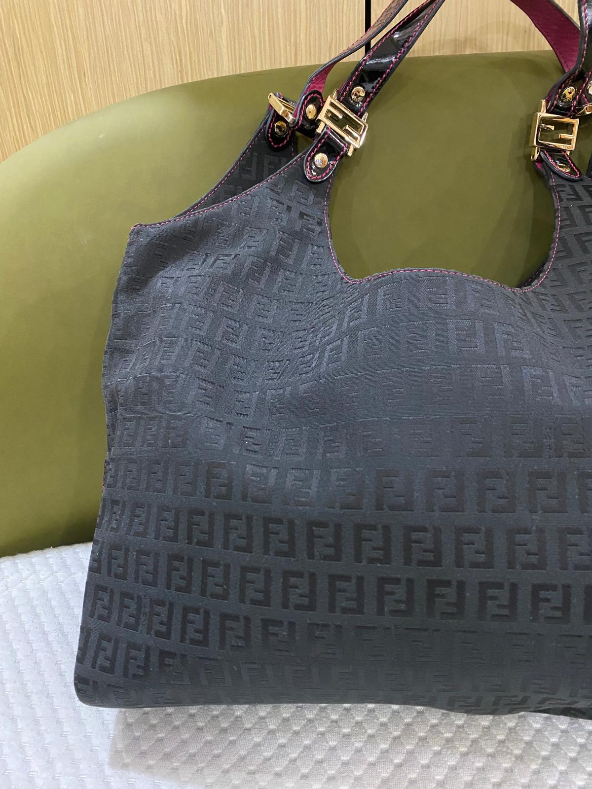 Fendi Black/Magenta Zucchino Canvas Grand Shopper Tote