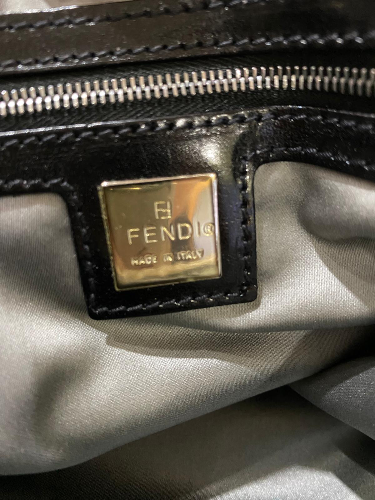 Fendi Mama Baguette Knitted Wool Shoulder Bag in Cream