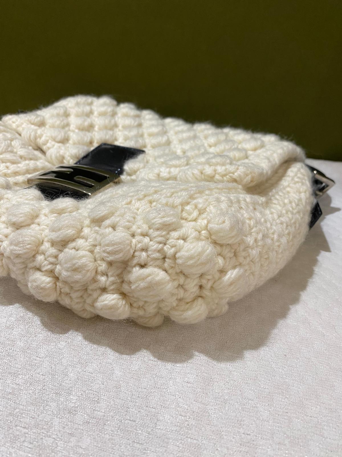 Fendi Mama Baguette Knitted Wool Shoulder Bag in Cream