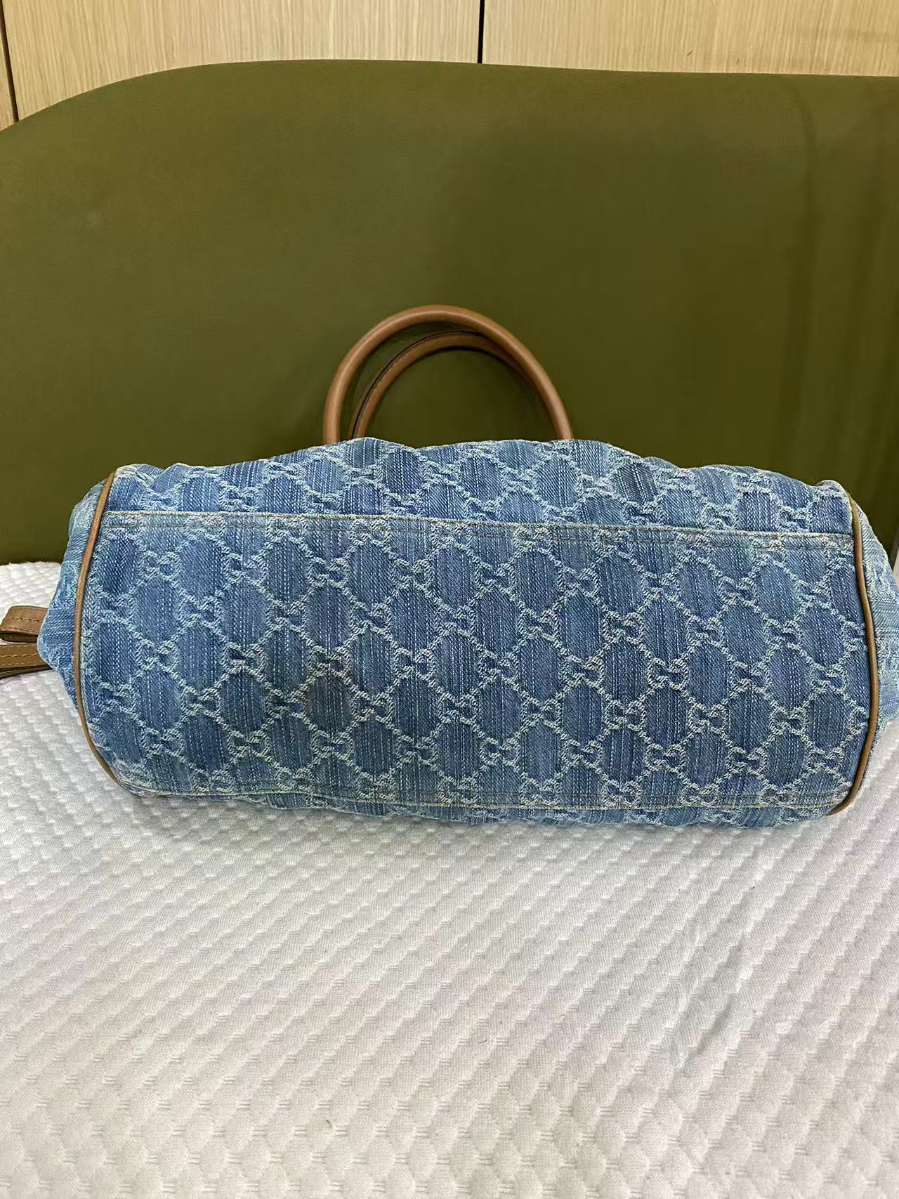 Gucci Denim GG Monogram Sukey Shoulder Tote Bag